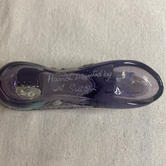 Fenton 1995 Purple Glass Slipper Shoe Handpainted And Signed By Artist - Picture 6 of 6